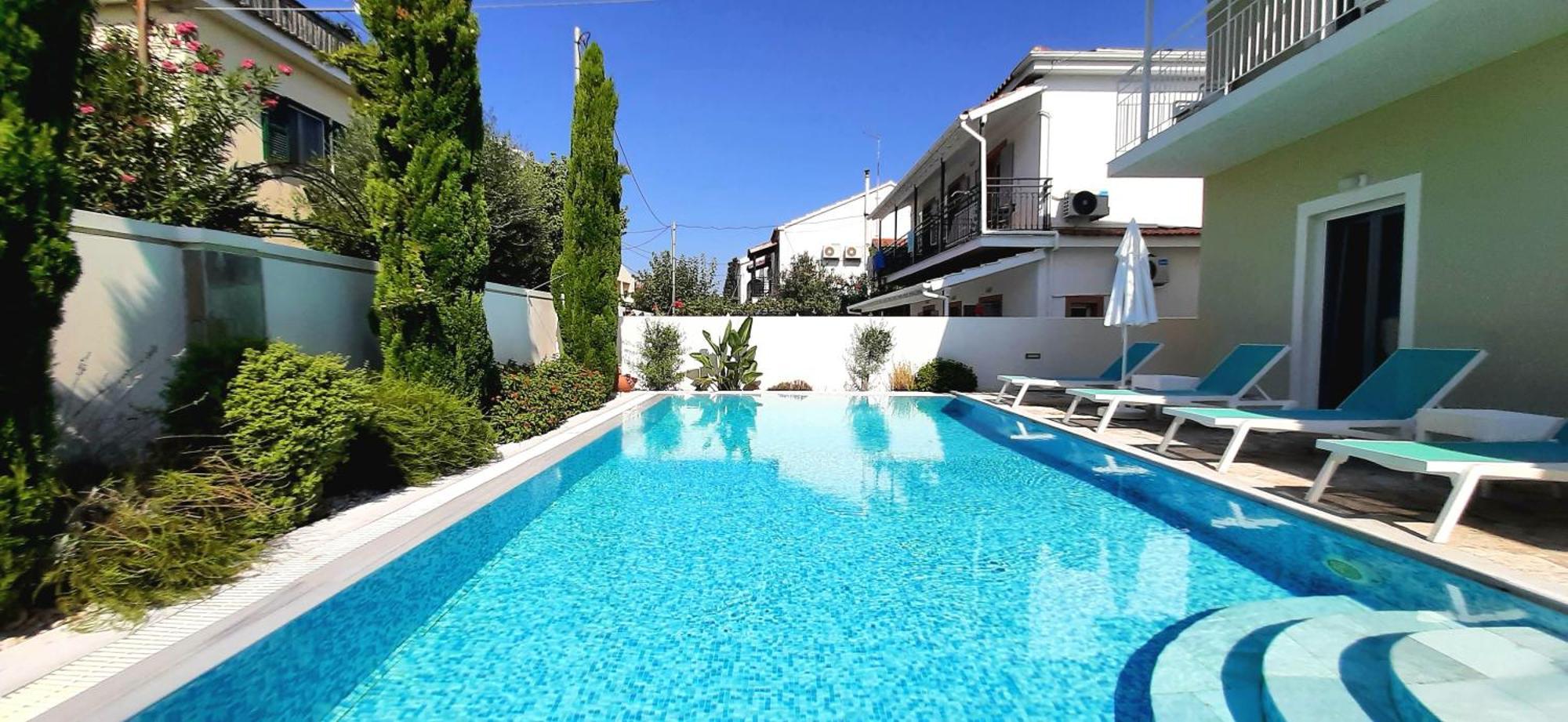 The Central Suites Kassiopi Eksteriør billede